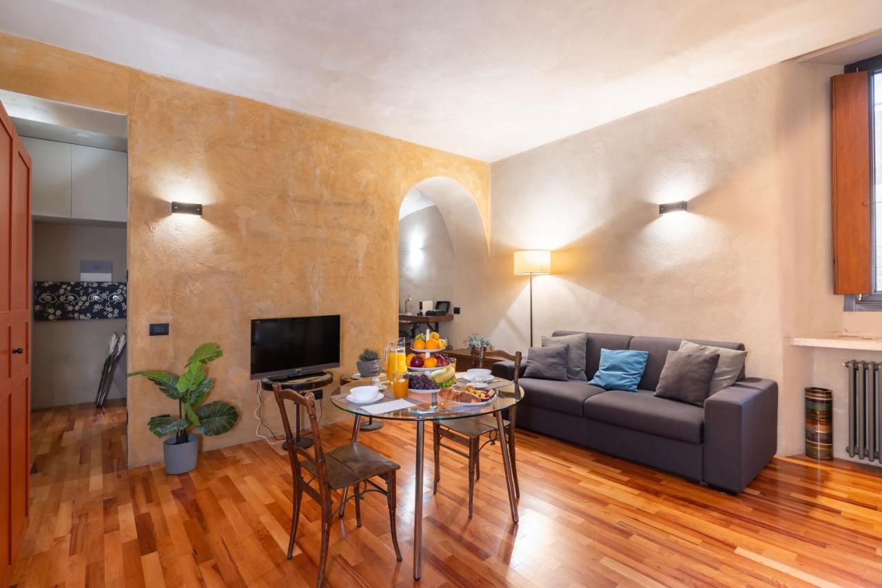 Il Garbo Apartments And Suite Верона Экстерьер фото